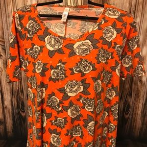 LuLaRoe perfect t size small