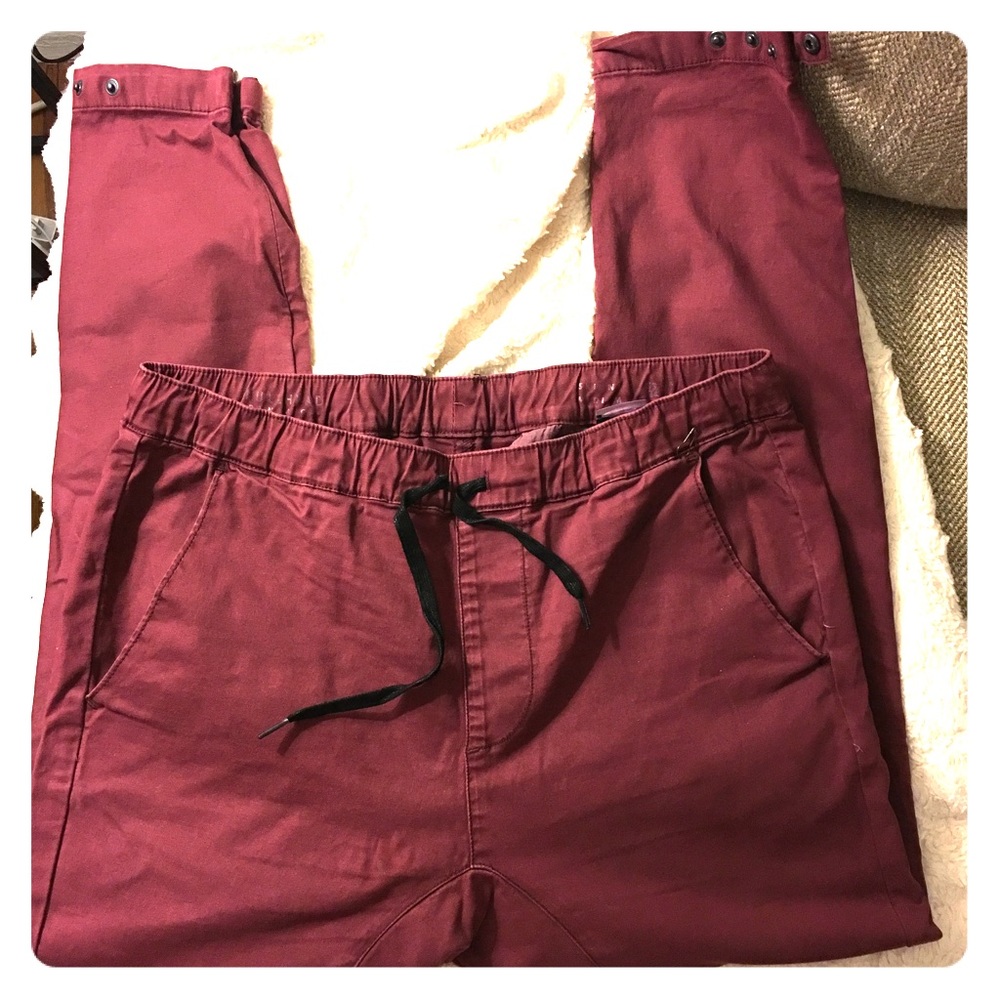 Burgundy Bullhead joggers
