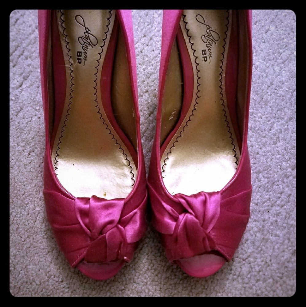 Peep toe heels