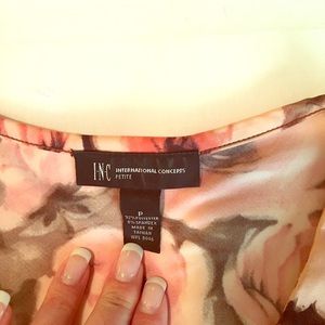 Coral and brown short sleeve too