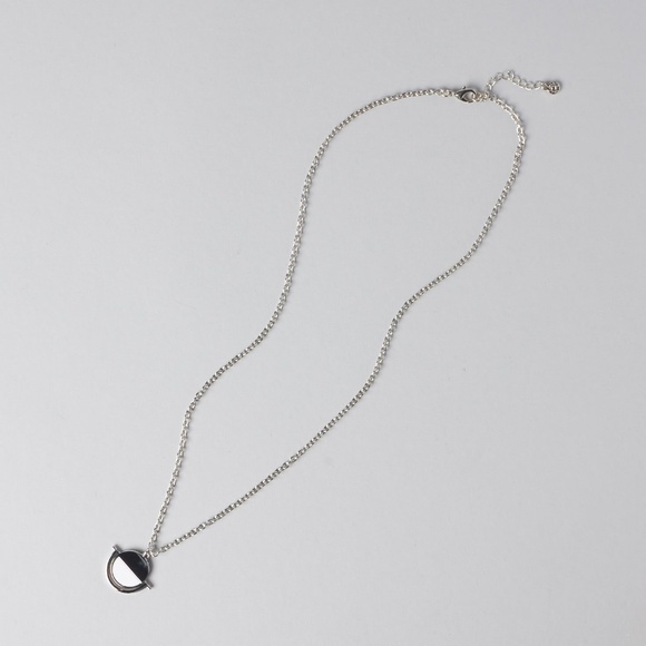 BaubleBar Pendant Necklace - Picture 1 of 3