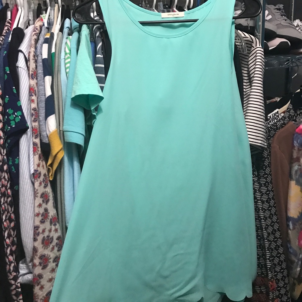 Teal scalloped tank top/blouse