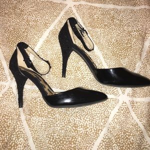 Gianni Bini Black Studded Heels