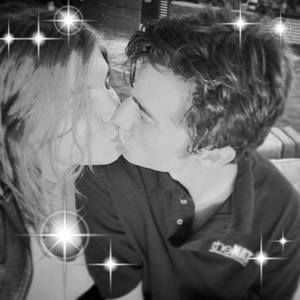 Meet your Posher, Raeanne