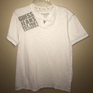 Men's Guess t-shirt