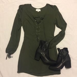 Kendall & Kylie green lace up dress