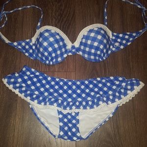 Checkered blue ruffle bikini