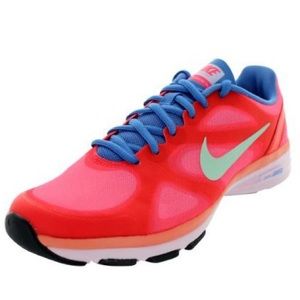 ✨Nike Dual Fusion TR woman's 7 Sneaker