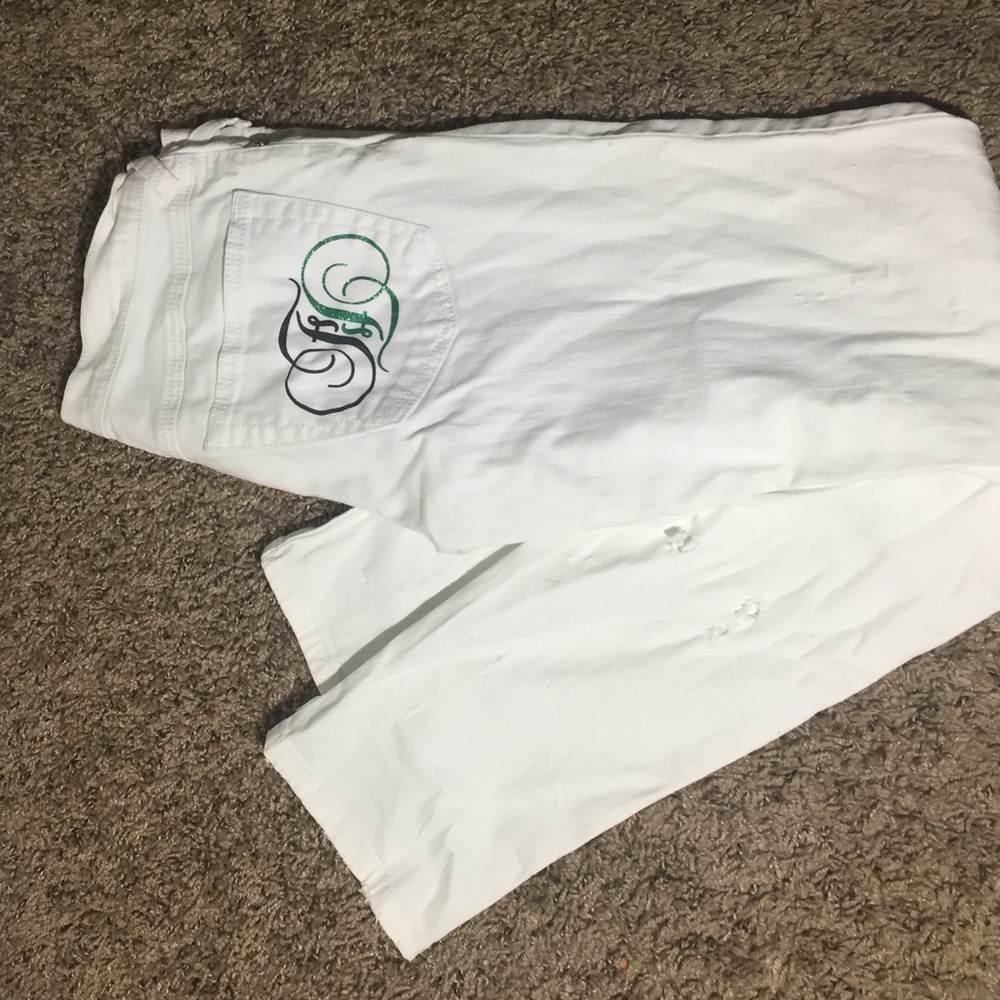 Fabulosity white jeans