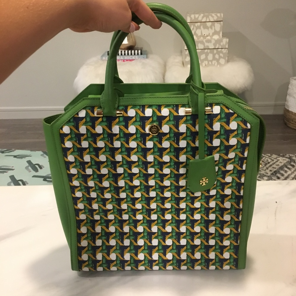 Tory Burch Wicker Print/Leaf Green Tote