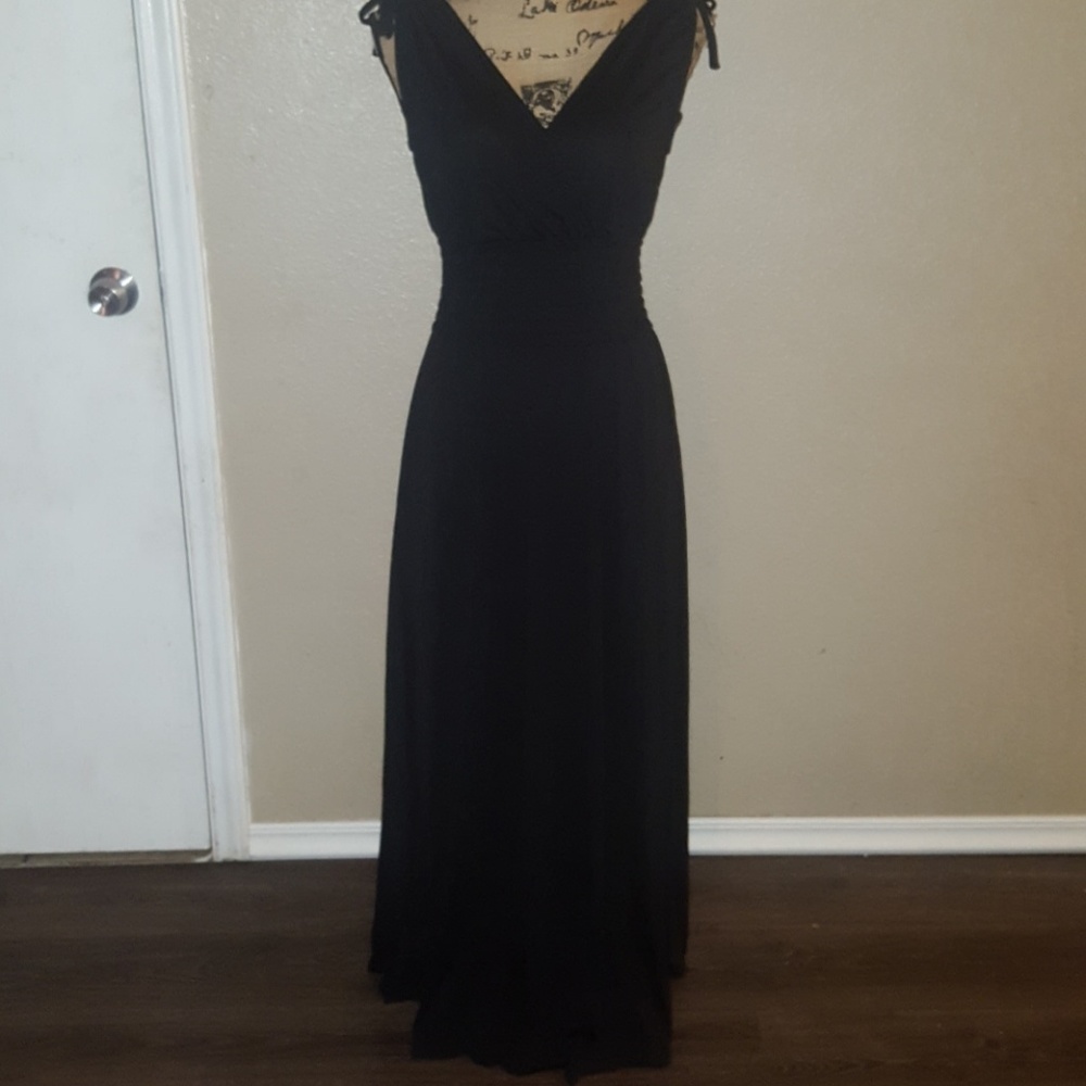 V-neck black maxi dress