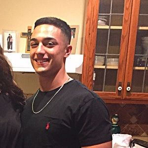 Meet your Posher, Stephen