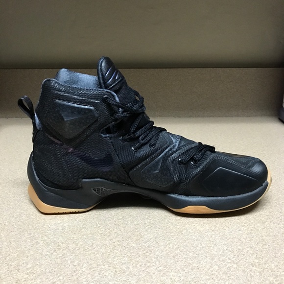 Nike Lebron 13 All Black - Picture 5 of 8