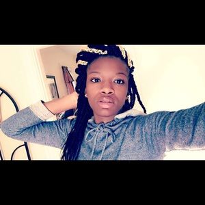 Meet your Posher, Gabrielle