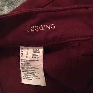 Size 12 knit AE jeggings