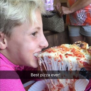 Meet your Posher, Angela