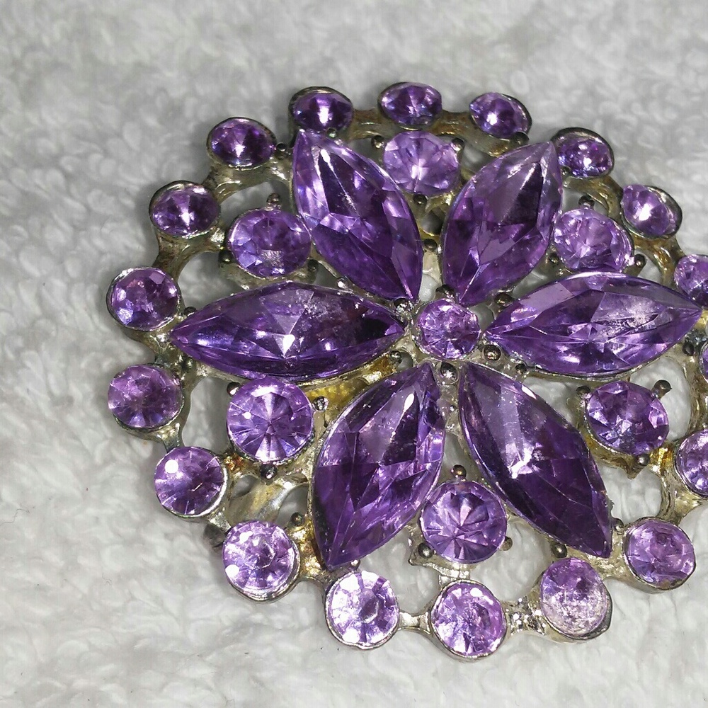 Ring & Brooch - Picture 3 of 4