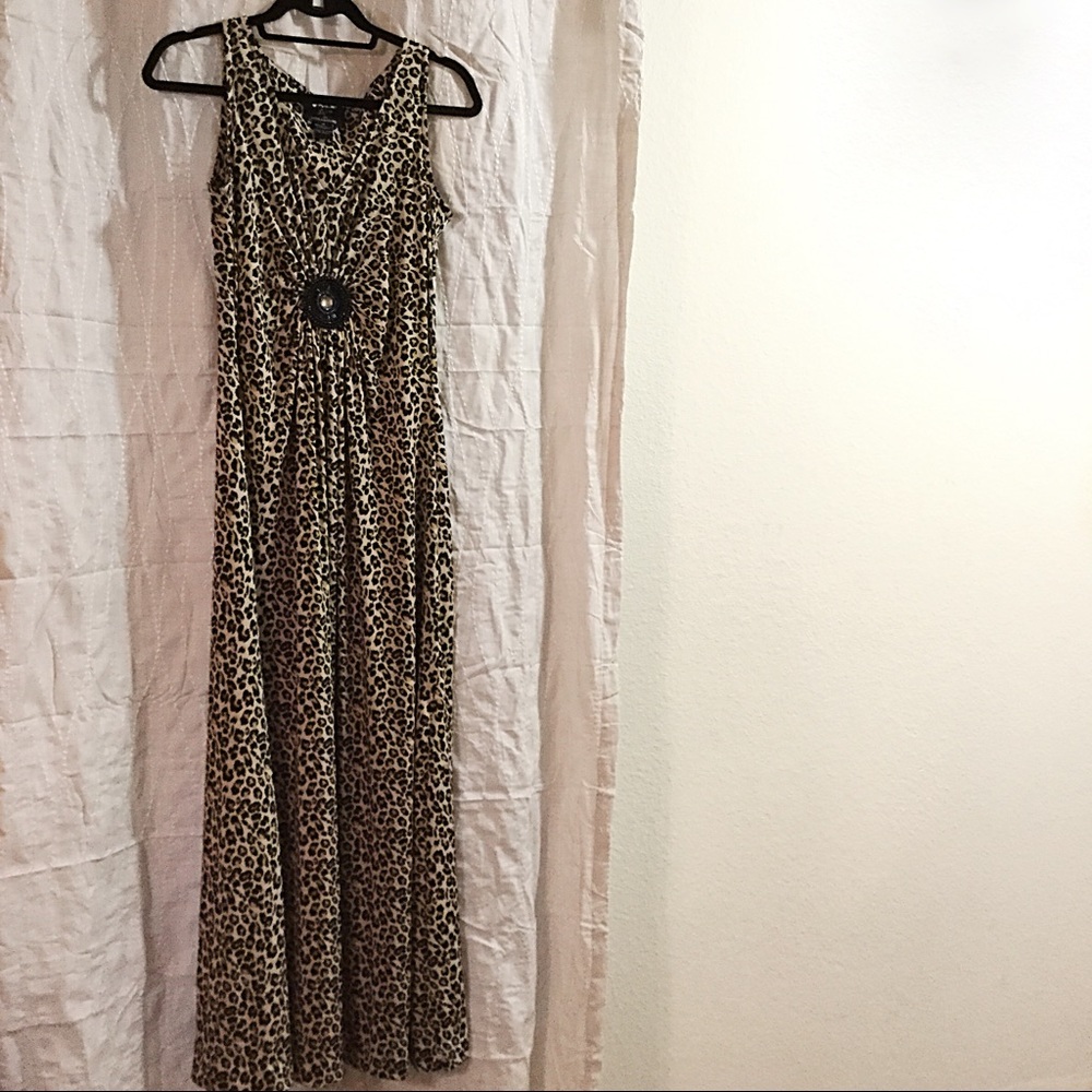 NWOT Trendy Cheetah Maxi Dress