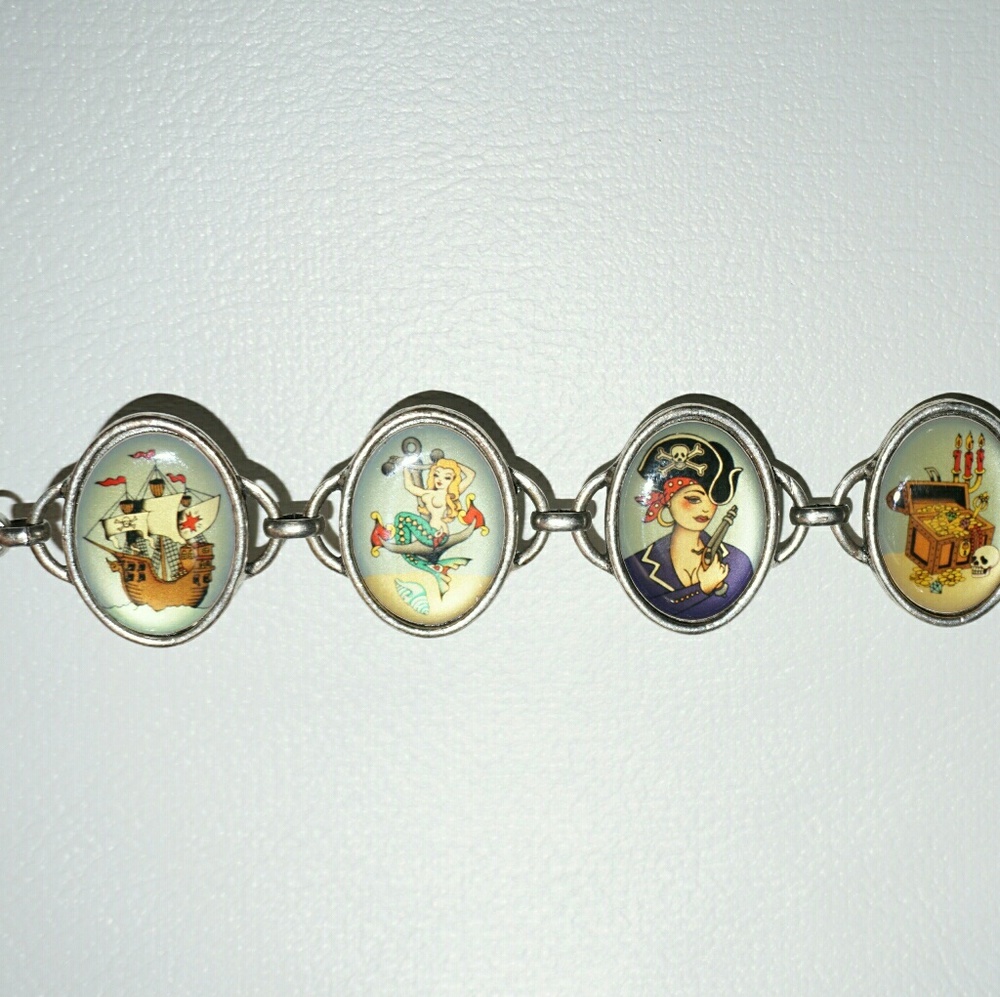 Vintage classic hardware Pirate Bracelet