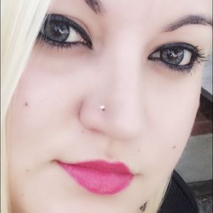 Meet your Posher, Adriana