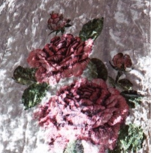 Crushed Velvet Sleeveless Floral Tunic - Picture 4 of 4