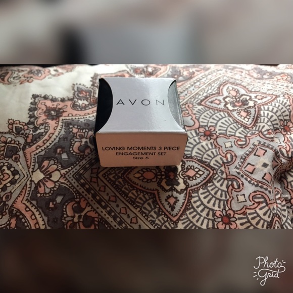 CUTE RING SET !! - Picture 2 of 3