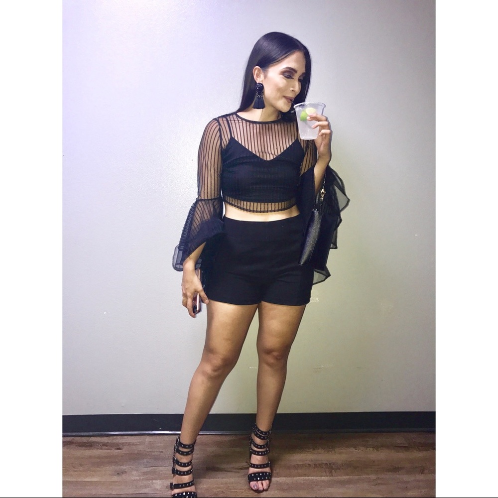 Meet your Posher, Mandaa