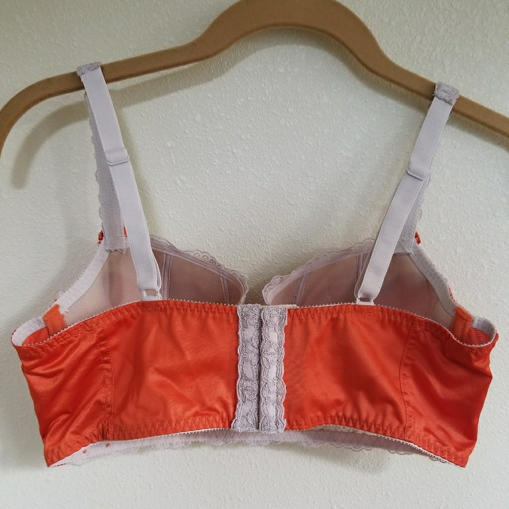 Underwire Bra - Picture 2 of 4