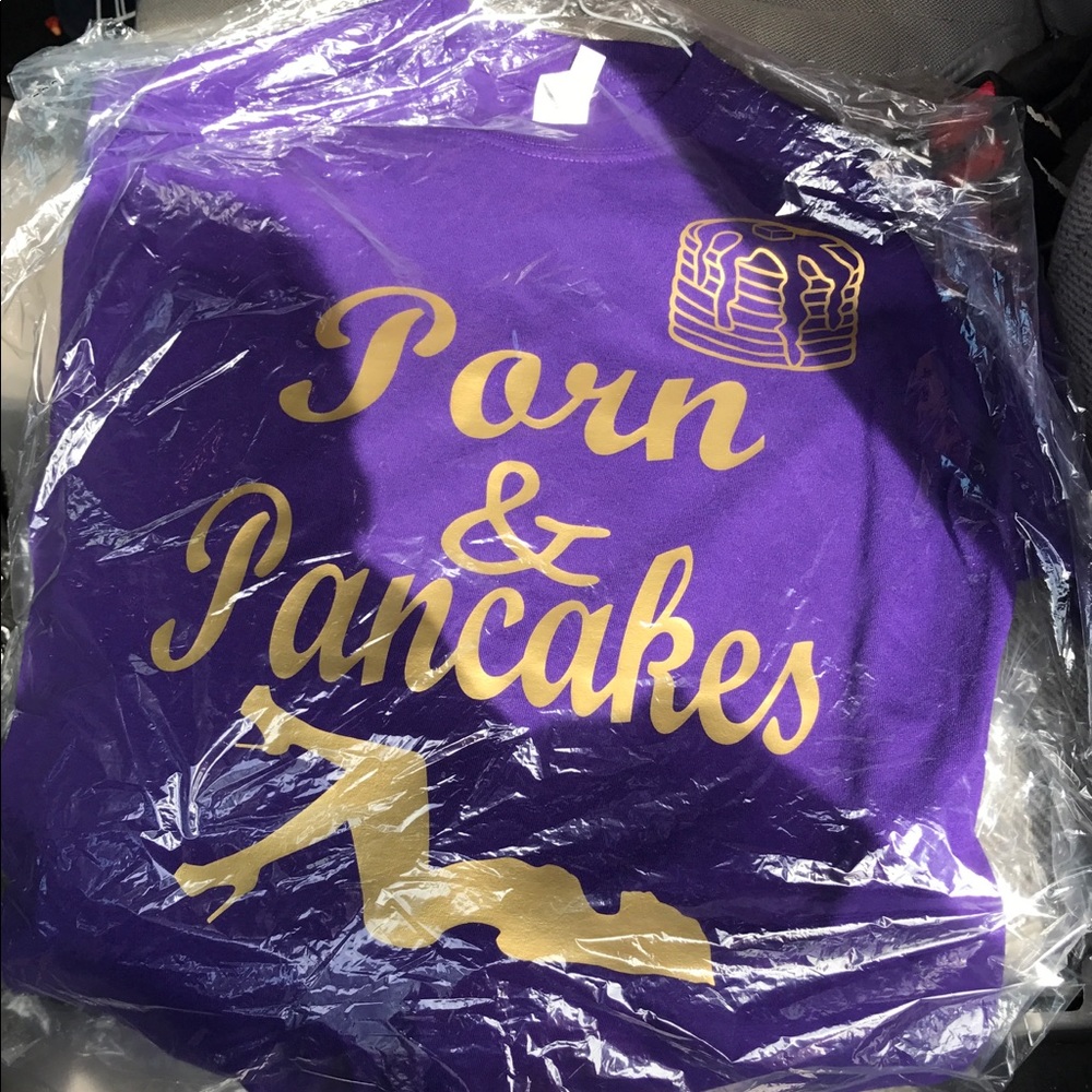 Porn & Pancakes T-shirts