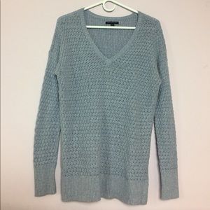 AEO long sleeve v neck sweater