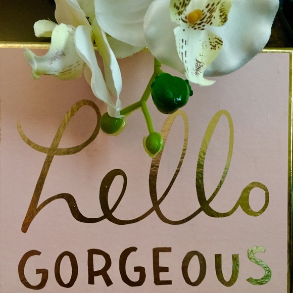 Meet your Posher - Picture 2 of 11