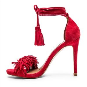👠 Steve Madden Red Sassey Heel tassel fringe