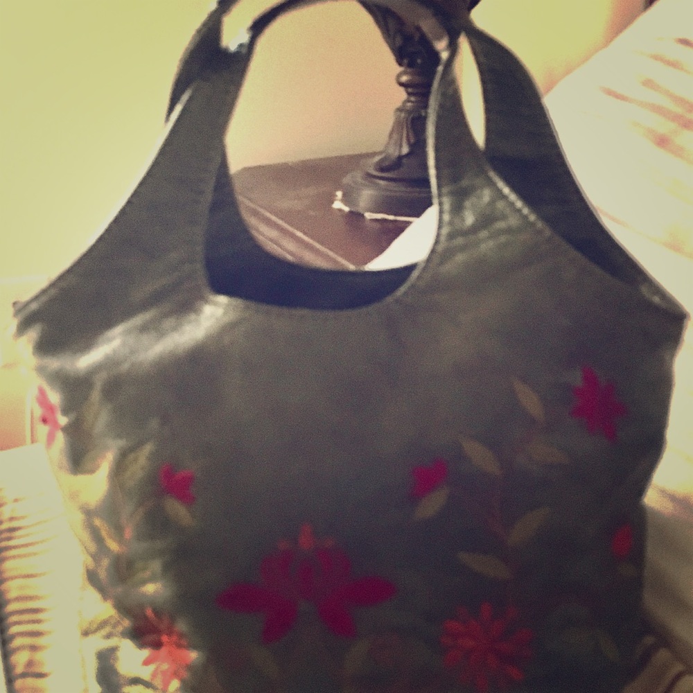 Nine West Hunter Green floral leather handbag!
