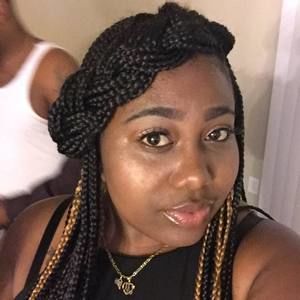 Meet your Posher, Mercedes