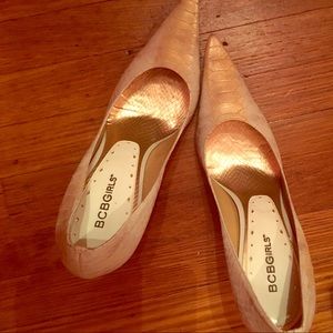 #BCBGgirls heels beige and pink