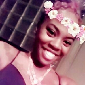 Meet your Posher, Chachet