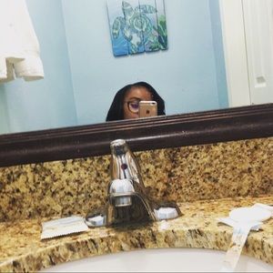 Meet your Posher, Nadia