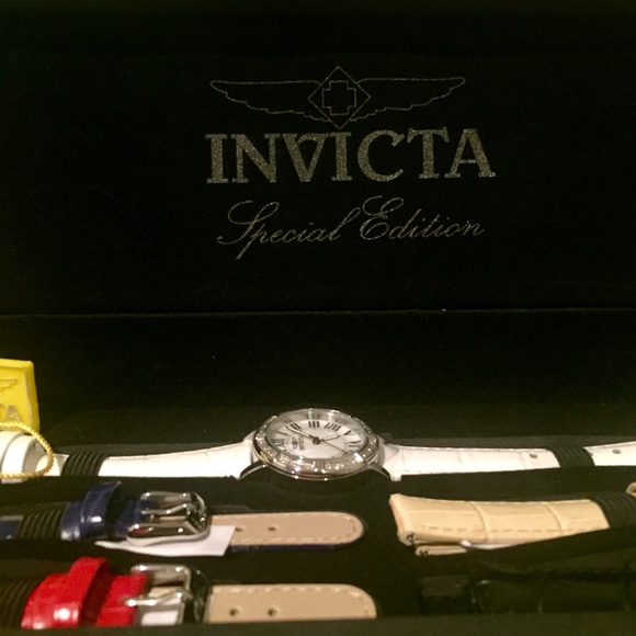 ⌚️🎁 Invicta Special Edition Watch 5 leather bands - Picture 3 of 6