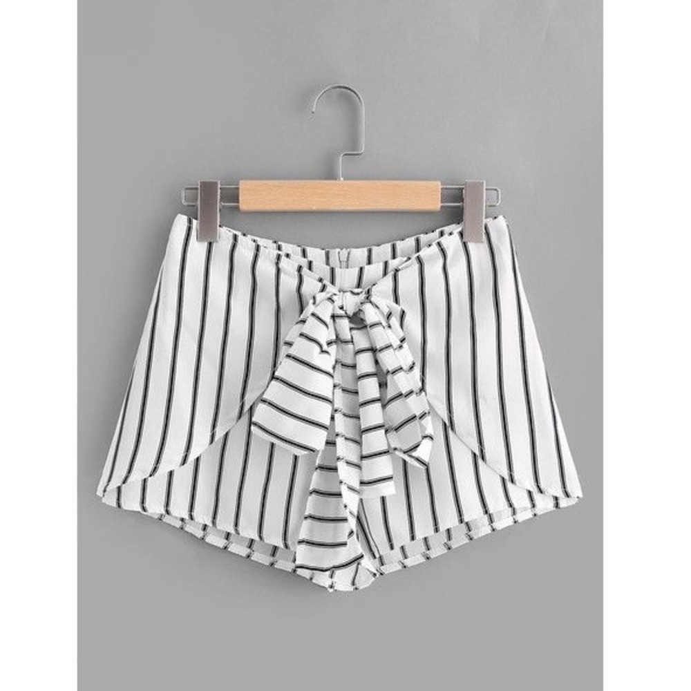 Pinstriped Tulip Front Flowy Shorts