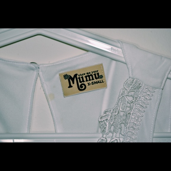 White silky romper - Picture 3 of 8