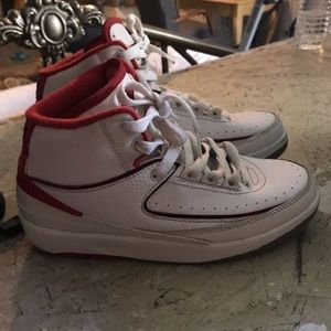 Jordan 2s