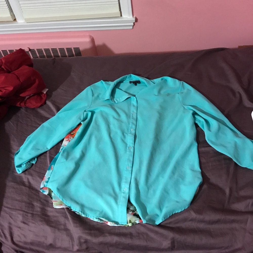 PLUS SIZE BUTTONED DOWN