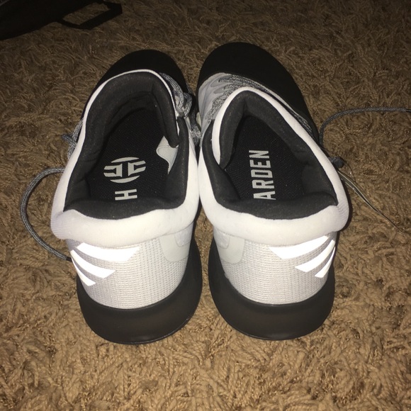 James Harden Vol. 1 - Picture 2 of 6