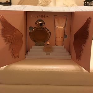 OLYMPEA WOMEN 3 PIECE GIFT SET