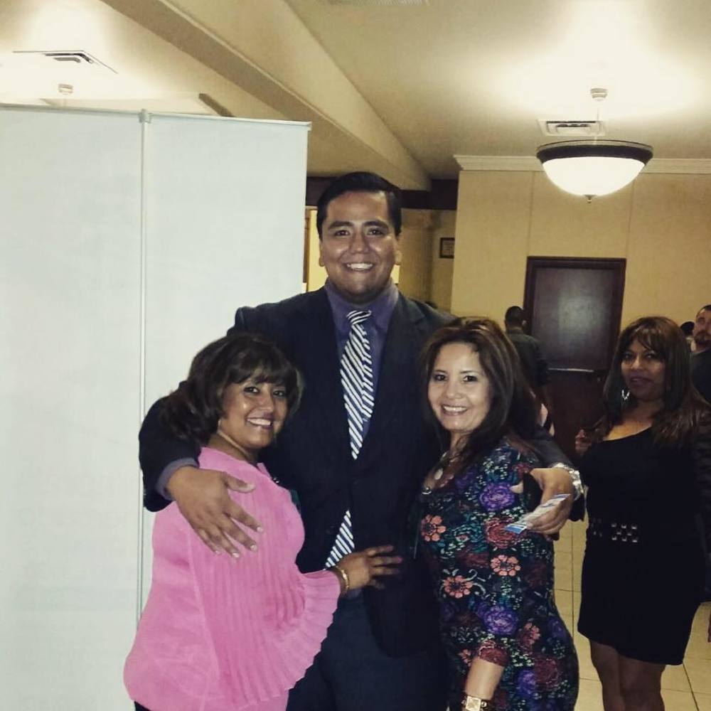 Meet your Posher, Carlos