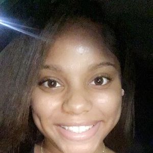 Meet your Posher, Connie