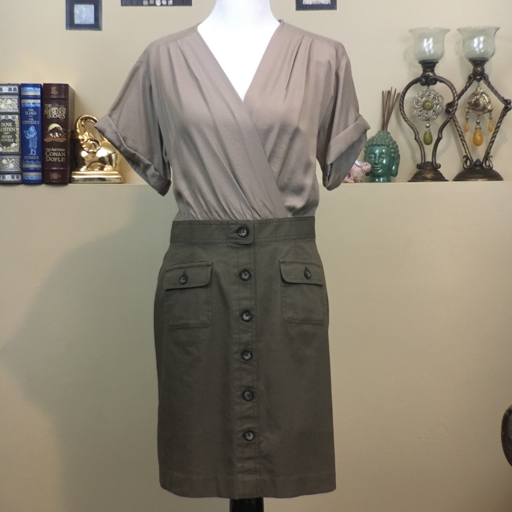 Ann Taylor LOFT Size 8 Short Sleeve Dress Tan