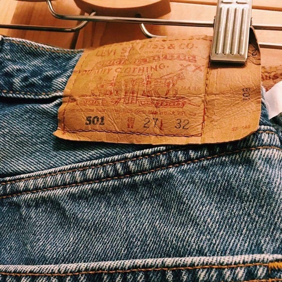 Levi's brand new unworn denim shorts - Picture 4 of 5