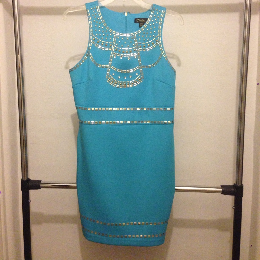 Thalía Sodi dress - turquoise and gold.