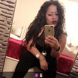 Meet your Posher, Isabel